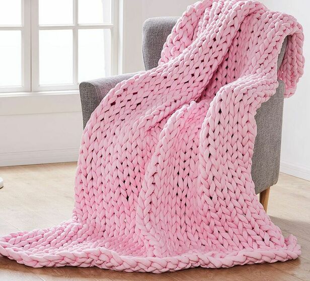 Cable Knit Deluxe Queen Weighted Blanket