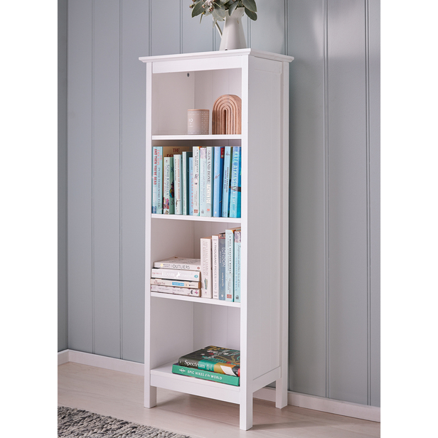 Hamilton 4 Shelf Bookcase Fantastic, Fantastic Furniture Bookcase With Doors