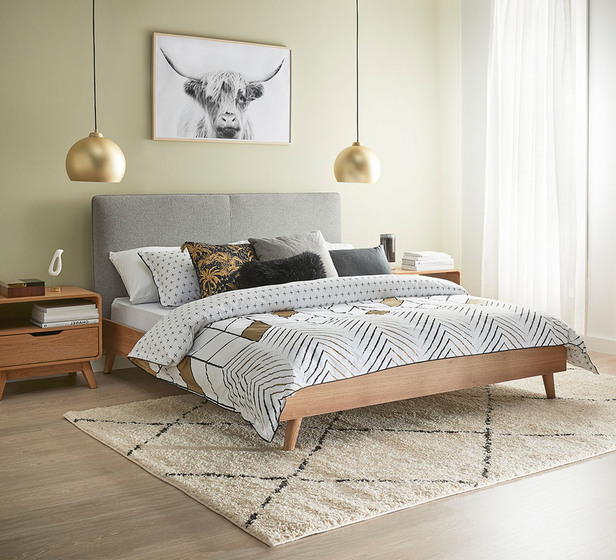 Melody Queen Bed Fantastic Furniture, Queen Bed Images