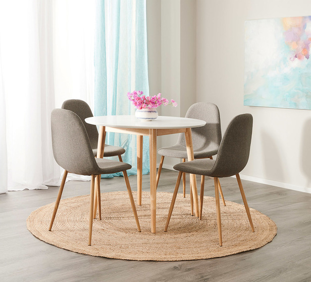 4 Seater Dining Table Fantastic, Round Dining Table And Chairs 4 Seater